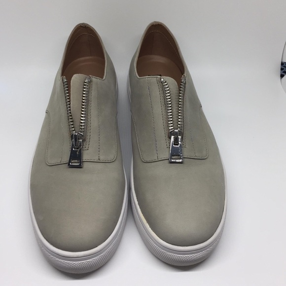 Steve Madden Gratis Grey Top Zip Shoes - Picture 3 of 9
